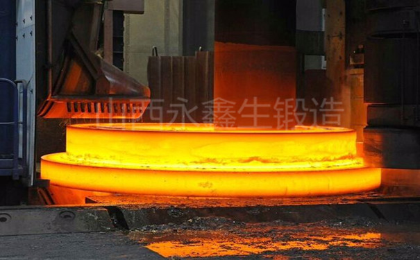 環形鍛件熱輾加工