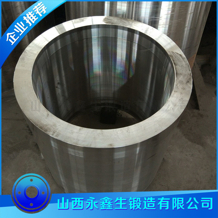 鍛造三通機側缸